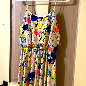 Super cute sleeveless with spaghetti strapped maxi dress